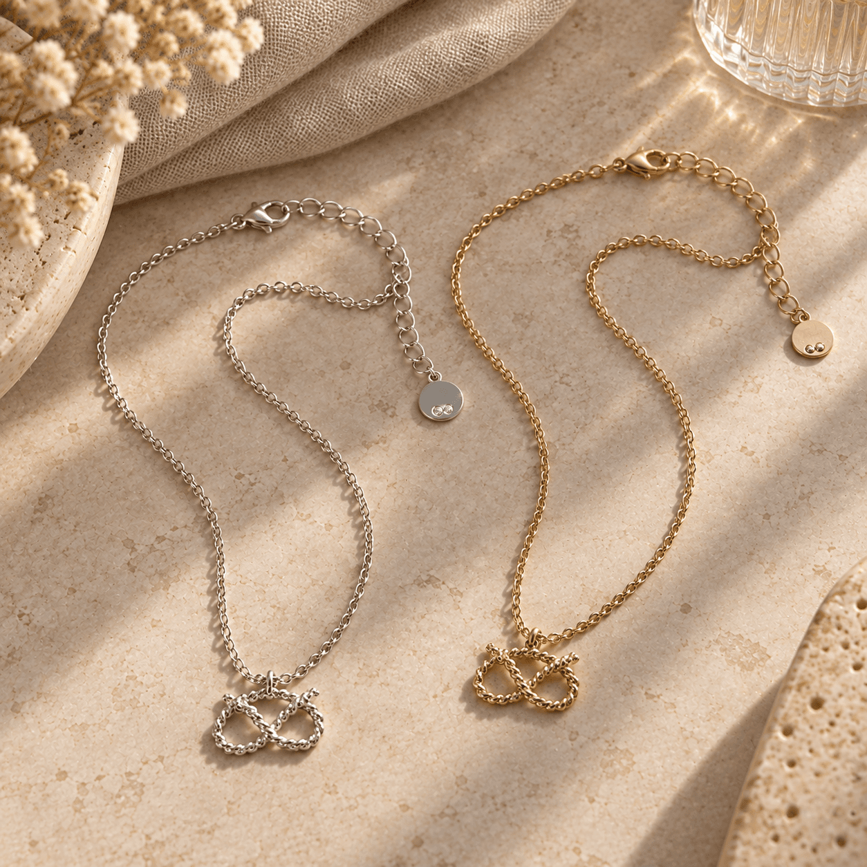Pure Knot Necklace